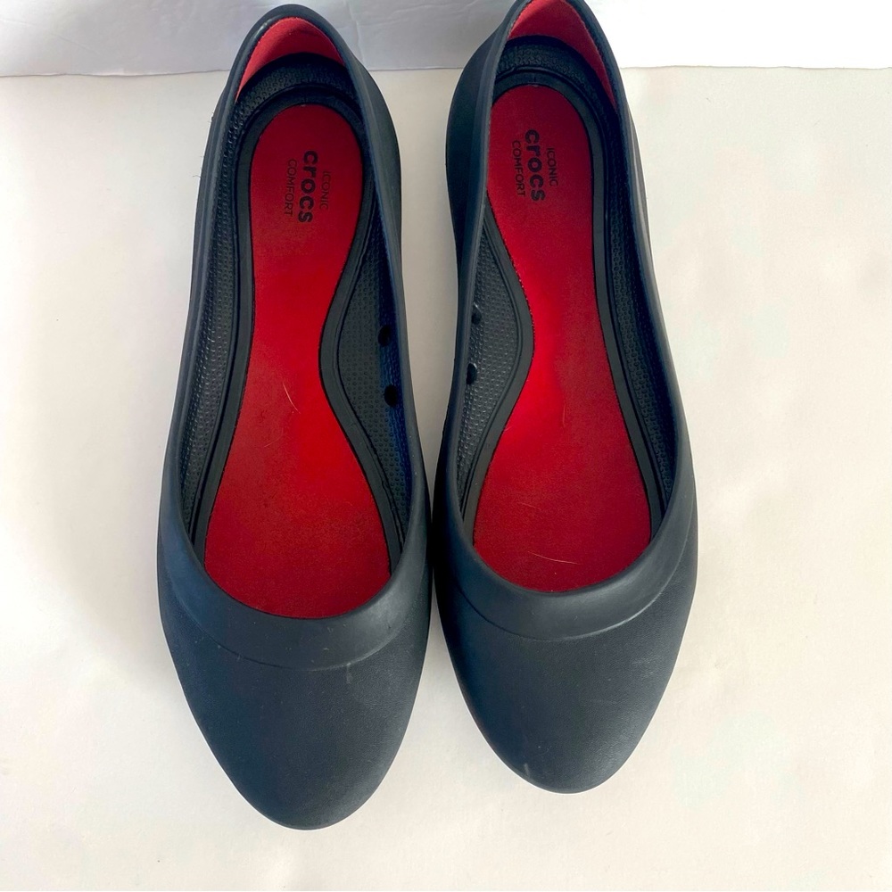 Crocs Pointed Toe Ballet Flats Black Womens Size 7 Iconic Comfort Lina Slip On